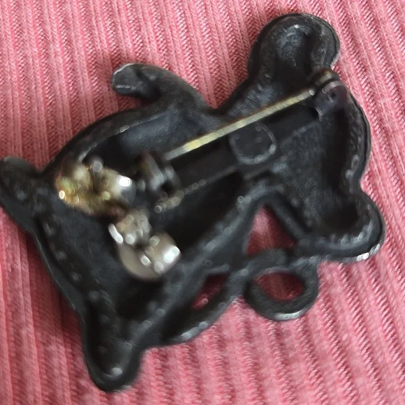 Vintage Mouse Brooch With Earrings - Picture 2 of 2